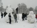 The largest snowmen, Snow, Greenwich Park P1070300